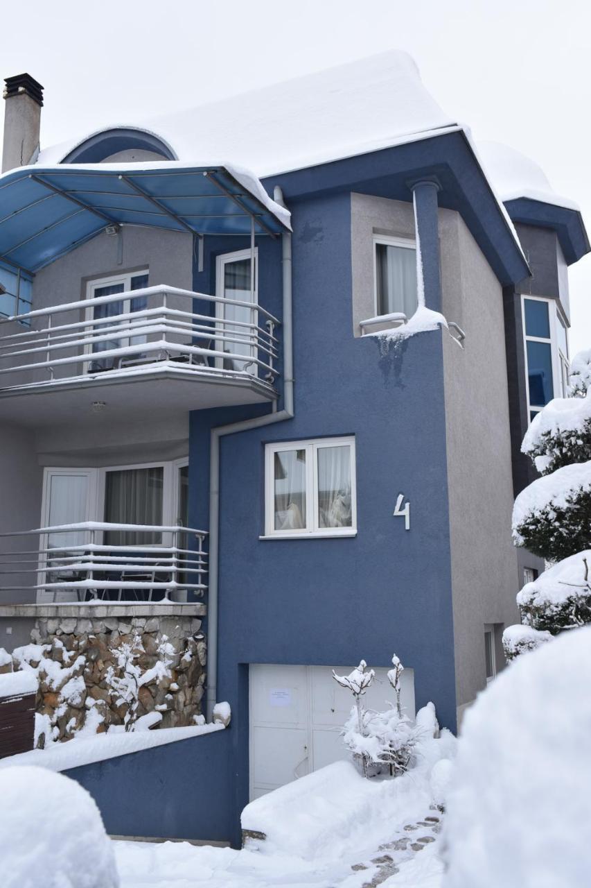 Blue House Apartment Nis Exterior photo